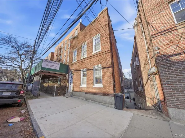 5783 Mosholu Avenue, Bronx, NY 10471