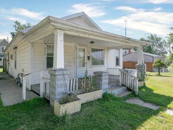 106 Crescent St, Goshen, IN 46528