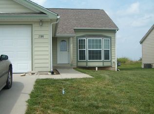 2208 Thompson Dr, Junction City, KS 66441