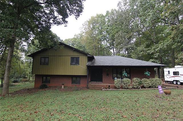 1st image of 630 Redbird Ln