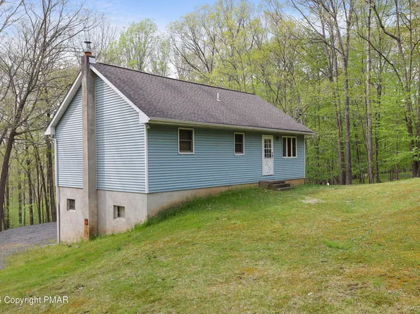341 Rose Marie Ln, East Stroudsburg, PA 18302