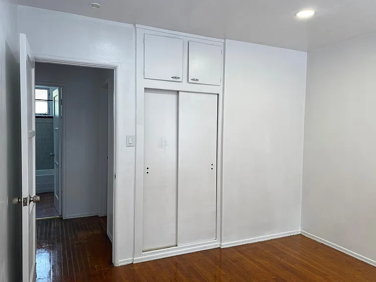 1381 E Acacia Ave — Photo 10