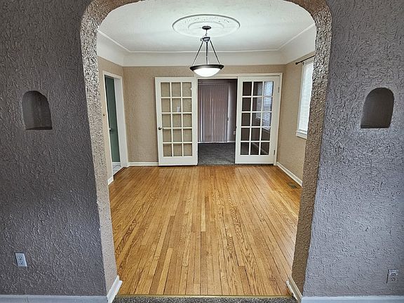5th image of 361 Detroit Ave