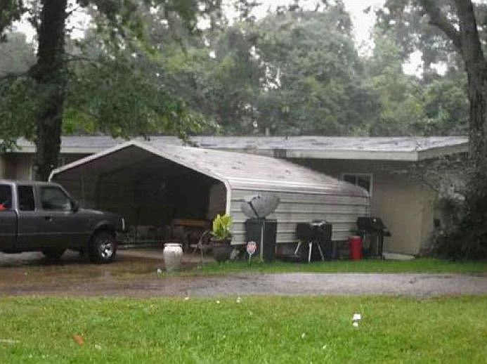 2nd image of 105 Wildwood Cir