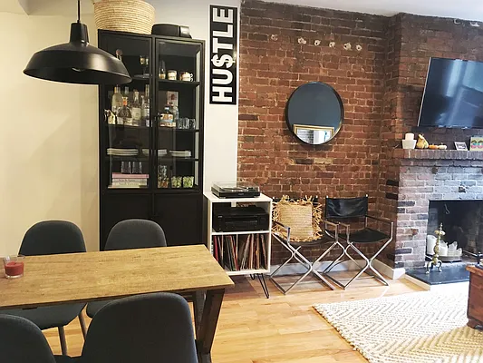 Rented by Ethan Blinder, LREB | media 21