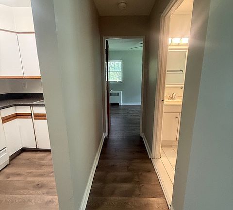 4th image of 2804 Coolidge Hwy APT 8