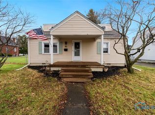 625 6th St, Fremont, OH 43420