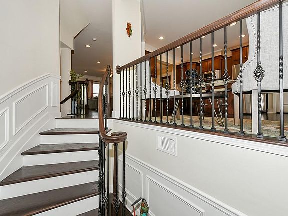 4th image of 2547 Sibley Dr NE