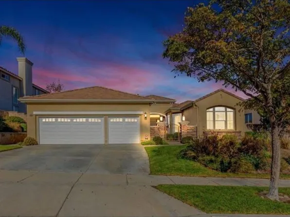 1735 Spyglass Dr, Corona, CA 92883