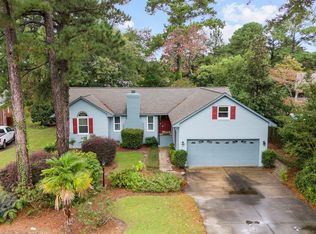 102 Grant Ct, New Bern, NC 28562