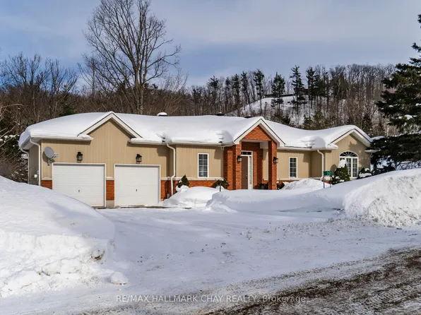 32 Valleycrest Dr, Oro Medonte, ON L0L 2L0