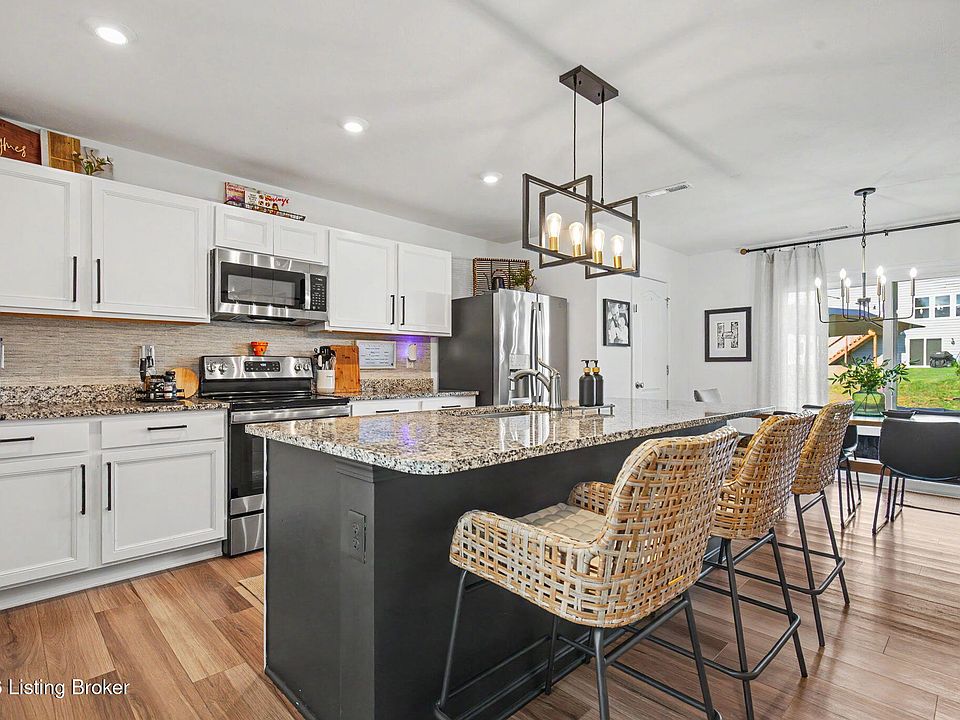 1st image of 3857 Scarlet Oak Ln