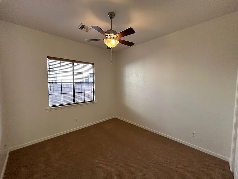 831 W Sycamore Ct — Photo 24