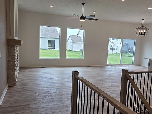 4th image of 6303 S 200th Ave
