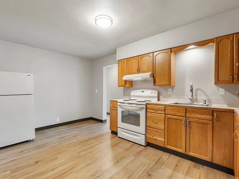 Garfield Street Apartments — Photo 7