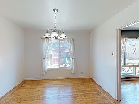 3rd image of 1391 18th Ave