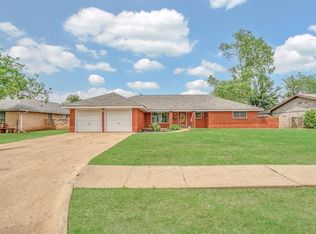 305 Mockingbird Dr S, Altus, OK 73521
