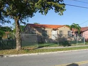 2nd image of 1487 NW 27th St