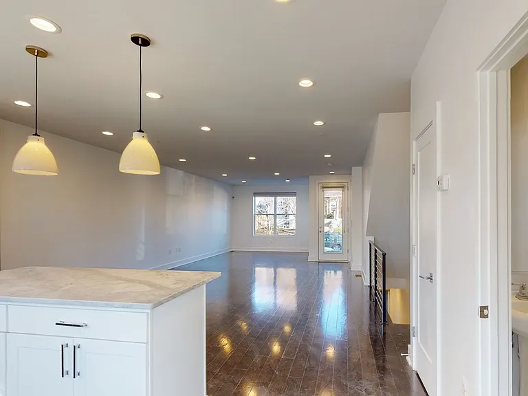 3306 9th St NE #1 — Photo 21