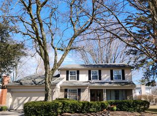 27580 Harvard Rd, Southfield, MI 48076