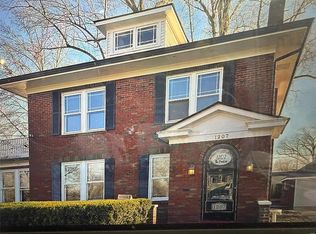 1207 Callahan Dr, Alton, IL 62002