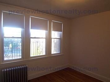 5th image of 1630 Commonwealth Ave #Sd12