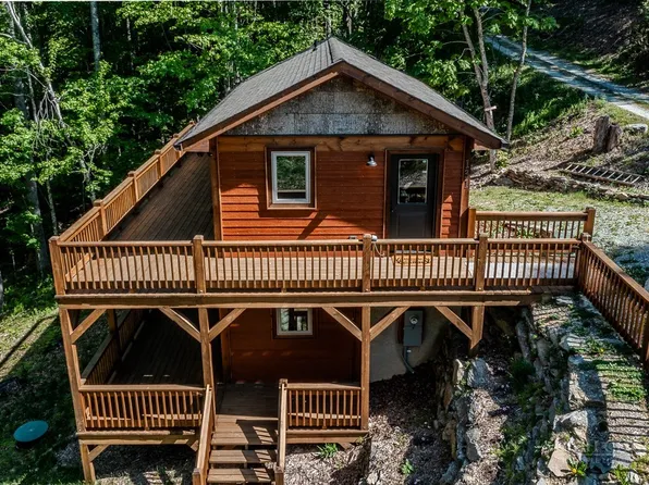 131 Ollie Trail, Boone, NC 28607