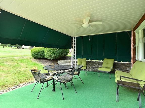 5th image of 418 Satinwood Dr