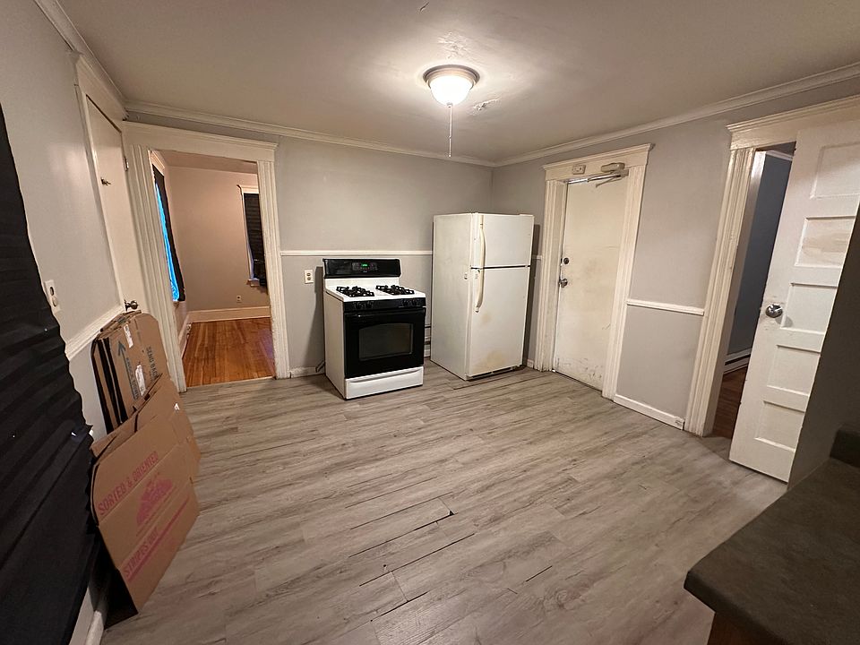 2nd image of 41 Chestnut Ave #2