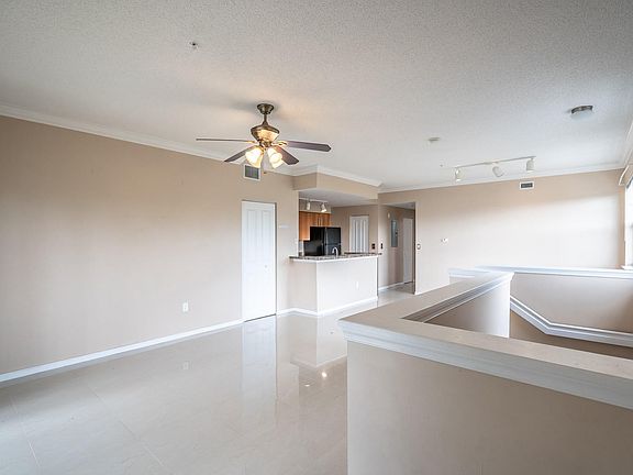 5th image of 5800 W Sample Road #308