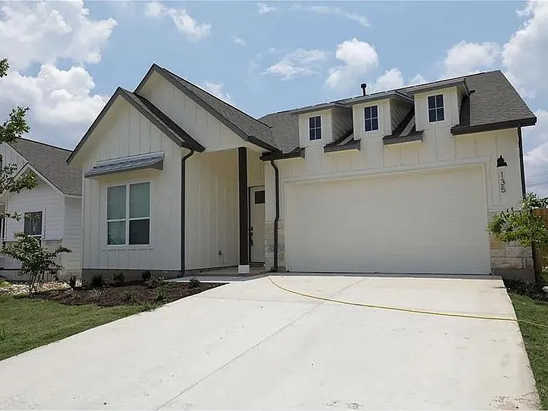 135 Horseshoe Cv — Photo 3