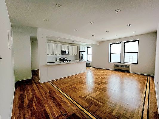 3rd image of 95 Brooklyn Ave #F