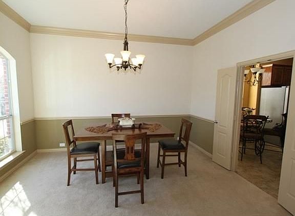 3rd image of 1361 Bonham Pkwy