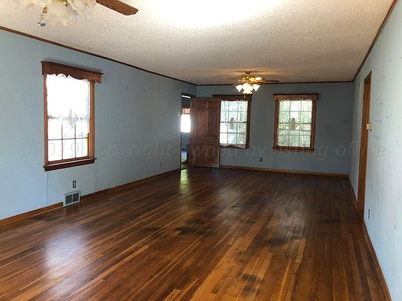 2nd image of 2132 N Russell St