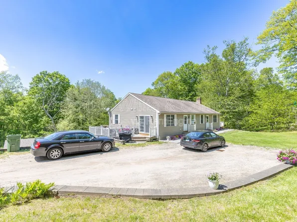 94 Quiet Woods Rd #A2, East Hampton, CT 06424