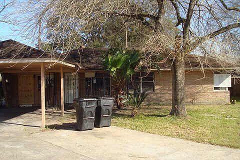 1st image of 6622 Dewville Ln