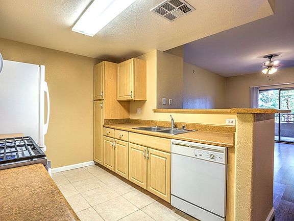 5th image of 8250 N Grand Canyon Dr Unit 2179
