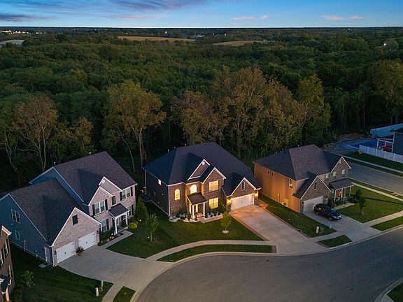 4th image of 105 Goldfinch Ct