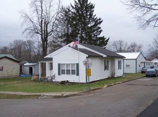 613 Ferry St, Vevay, IN 47043