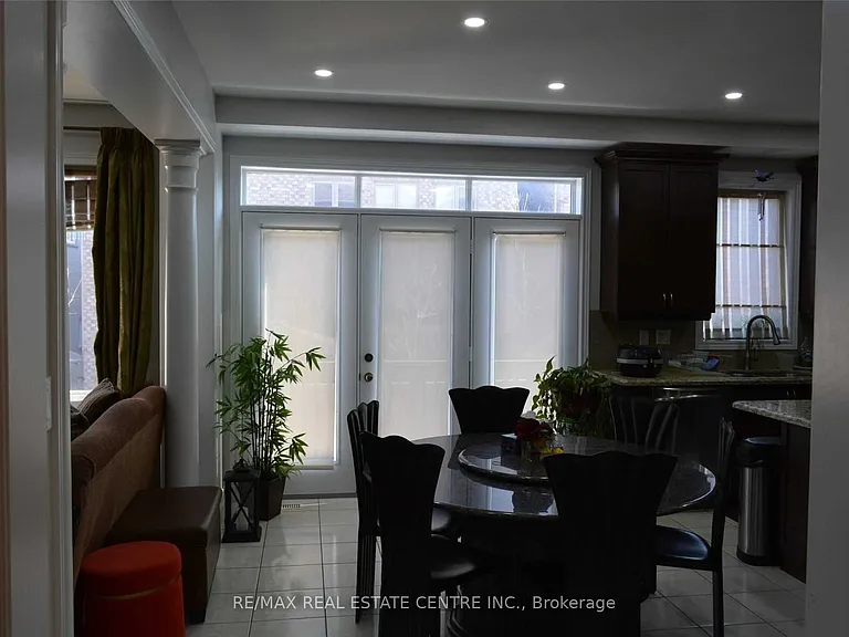 4640 Erwin Rd — Photo 8