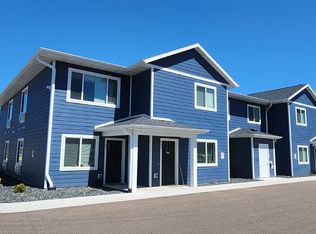 2546 118th St APT 204, Chippewa Falls, WI 54729