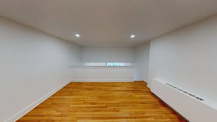 Rented by AZ REALTY NYC LLC | media 97