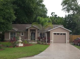 738 Mary Frank Ct, Mount Dora, FL 32757