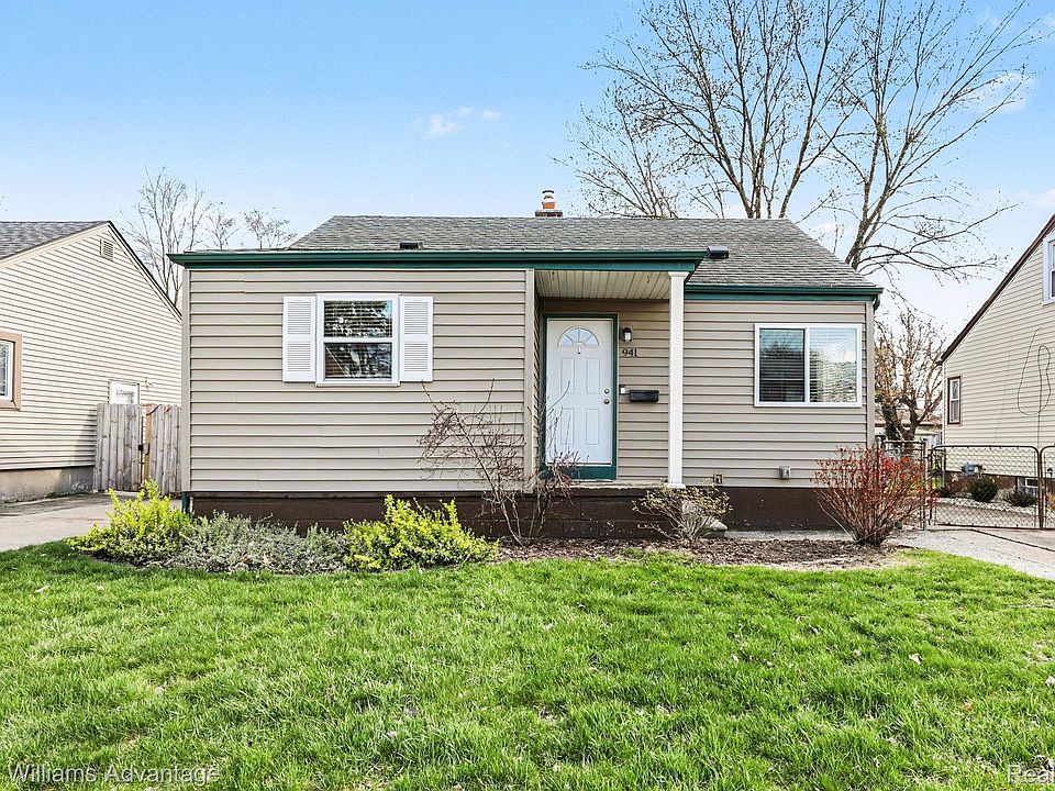 1st image of 941 W Farnum Ave