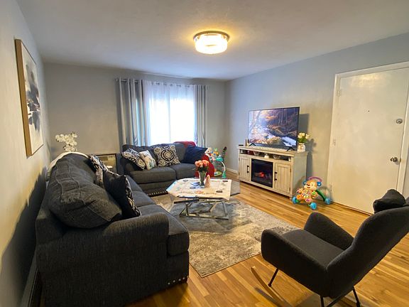 2nd image of 3 Endicott St APT 6