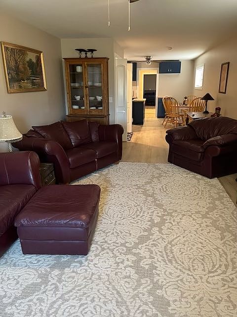 1st image of 18110 Avenida Bosque