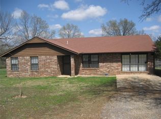 471674 E 1020 Rd, Muldrow, OK 74948