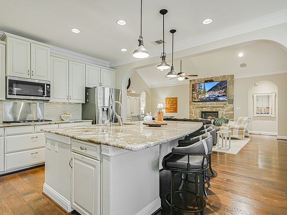 5th image of 11920 Versante Cir #Vh53