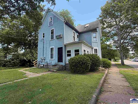 2nd image of 2400 N 10th St