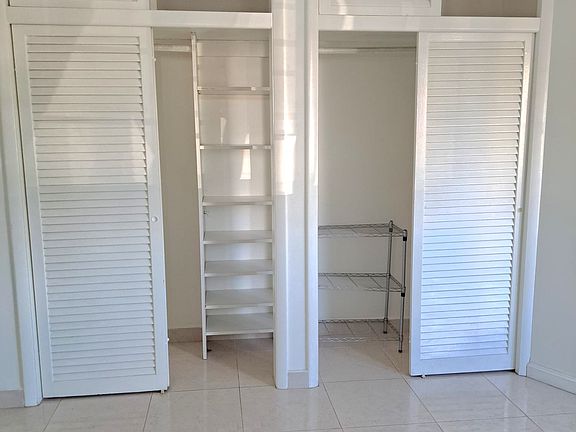 2nd image of 1711 NE Miami Gardens Dr APT 125